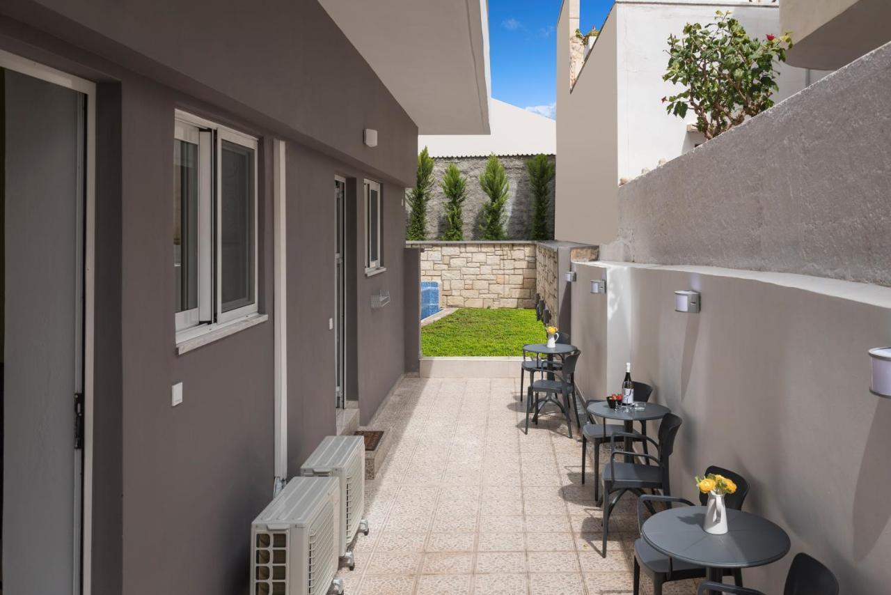 Jt Apartments Kissamos Luaran gambar