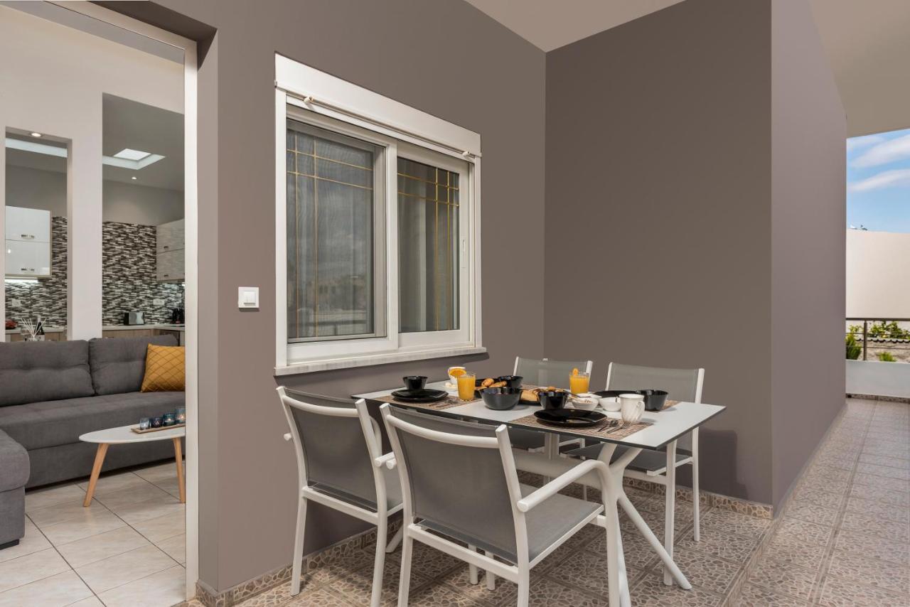 Jt Apartments Kissamos Luaran gambar